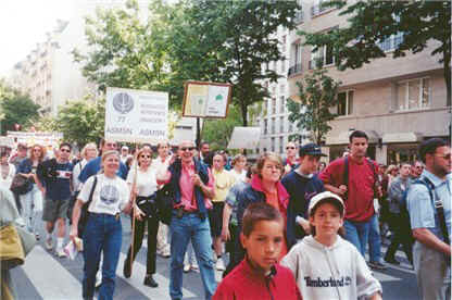 manif nuisances aeriennes 2.jpg (53514 octets)